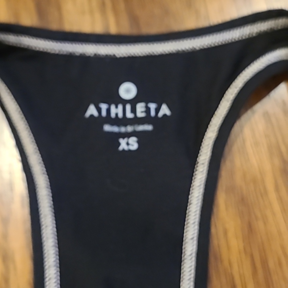 Athleta Tank Top Womens Size extra  Small Retreat Print Chi Racerback Shirt - Picture 4 of 5